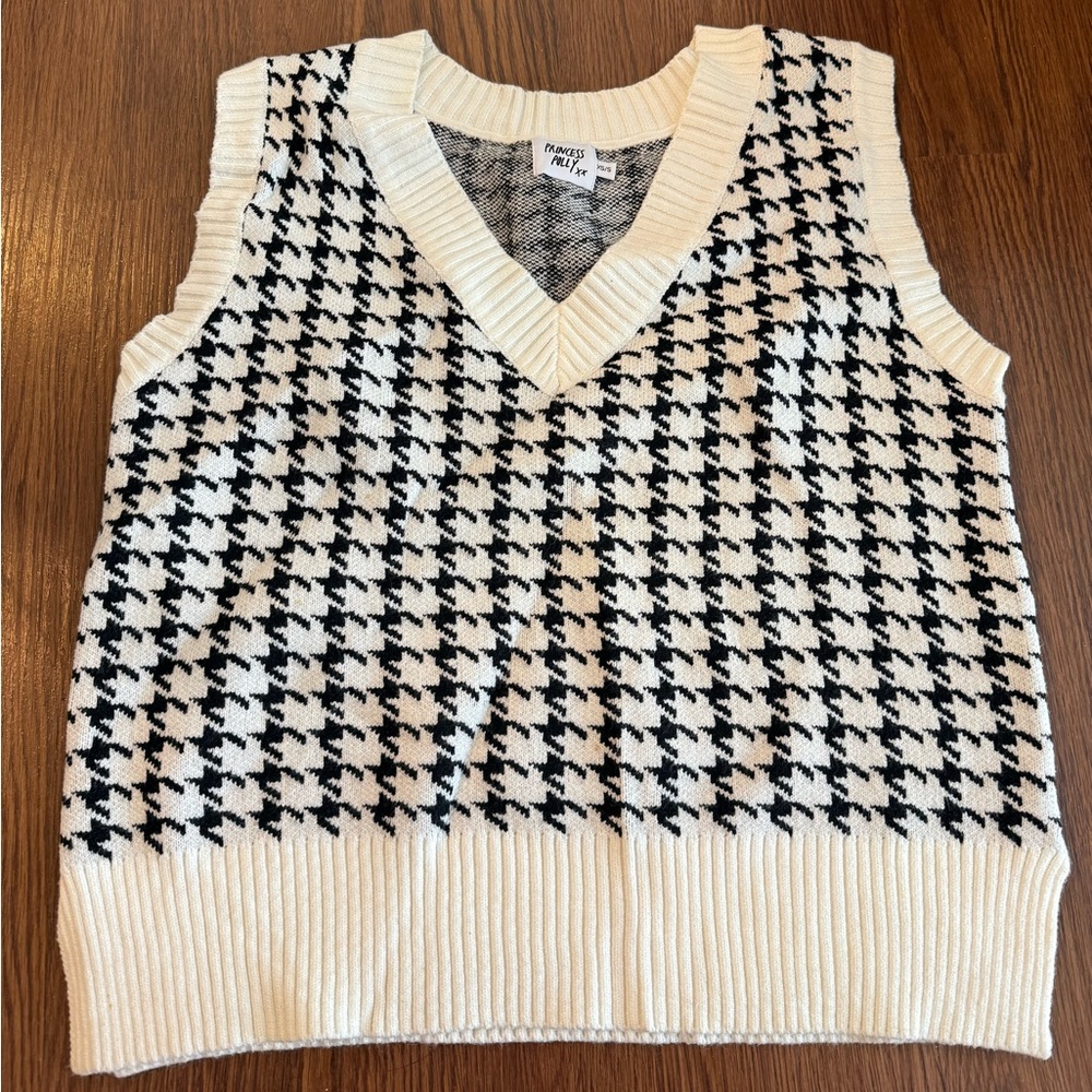 Princess Polly sweater vest